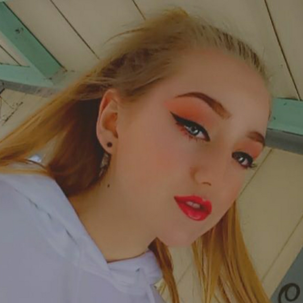 Meet your Posher, Paige